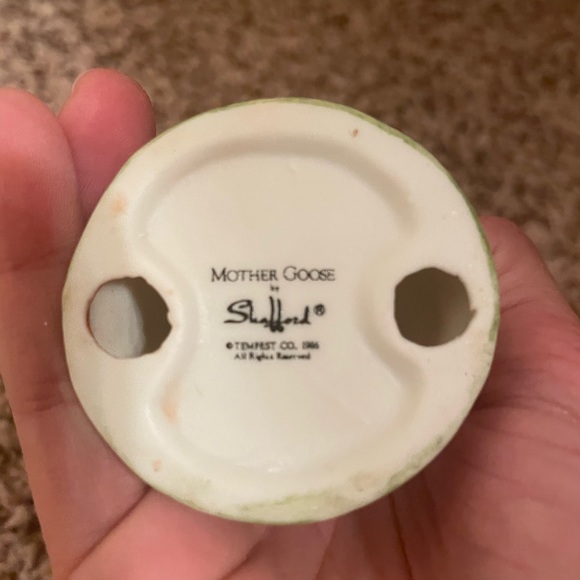 Mother Goose Tempest Co Figurines - Mary Had a Little Lamb - Picture 3 of 3